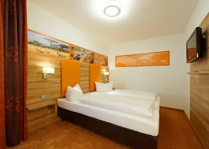 زور بوست 3* ليفيم