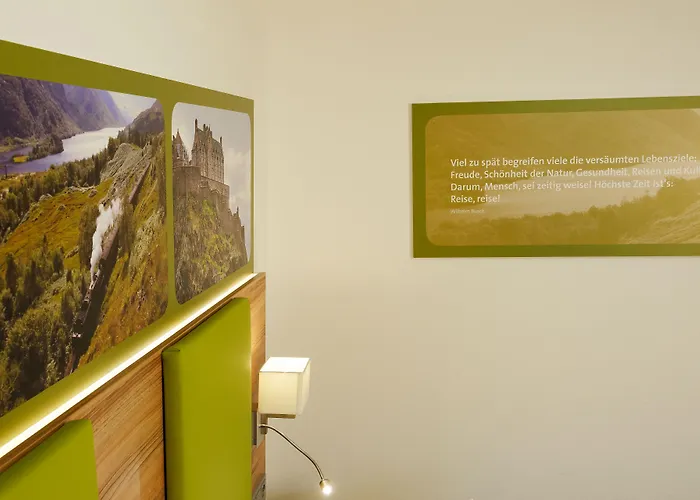 زور بوست 3* ليفيم