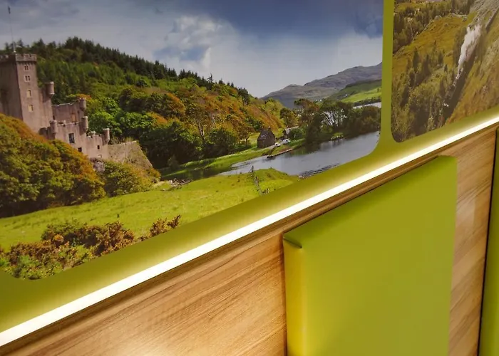 زور بوست 3* ليفيم