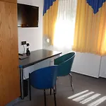 زور بوست ليفيم