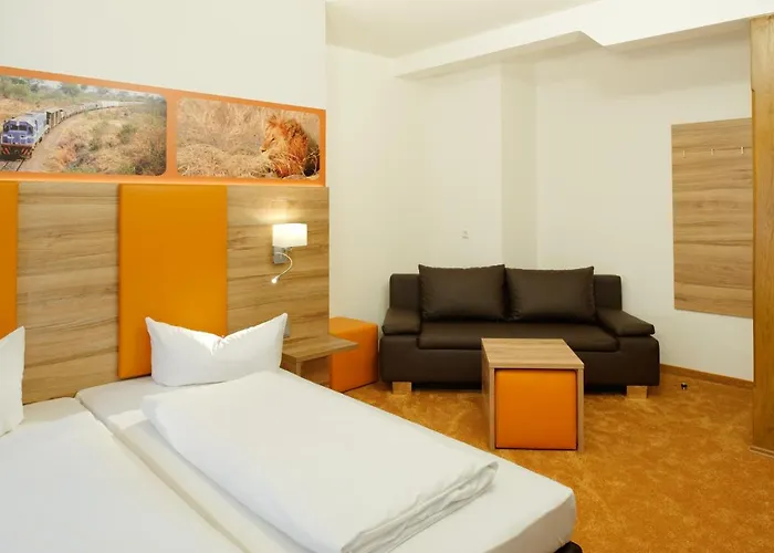 Zur Post מלון לאיפהיים